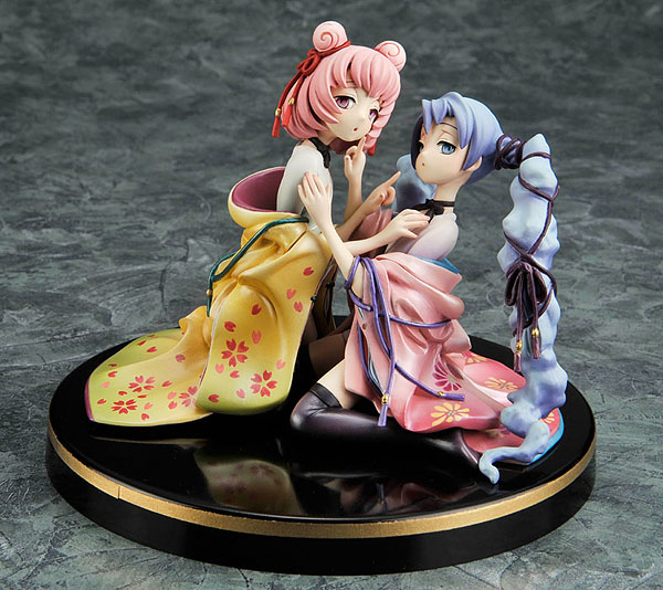 AmiAmi [Character & Hobby Shop]  xxxHOLiC - Maru and Moro Complete  Figure(Released)