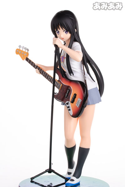 K-On!! Premium Figure "Lefty, Rock'n Roll!!" Mio Akiyama (Game-prize)