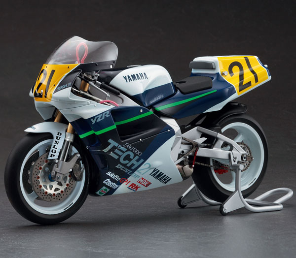 【完成品】Yamaha TECH 21カラーYZR-M1 1/12スケール 完成品】Yamaha TECH 21カラーYZR-M1 1/12スケール