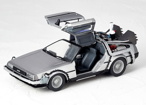 Kaiyodo Figure Complex Movie Revo No.001 "Back To The Future II" DeLorean รูปภาพ 1
