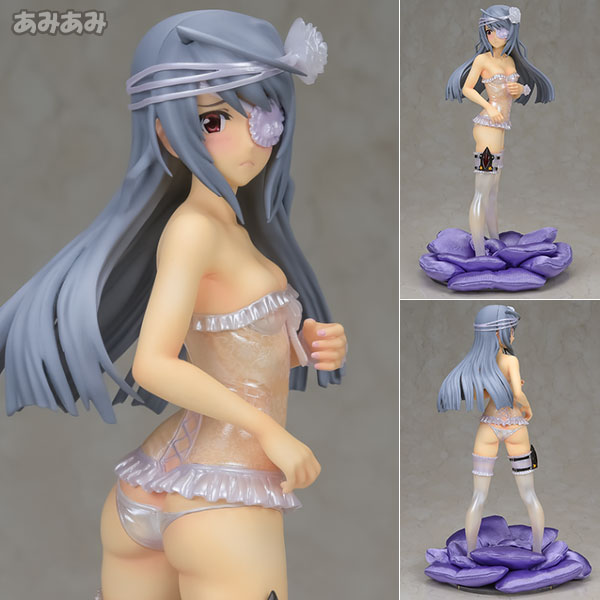 Laura Bodewig (IS: Infinite Stratos) - Clubs 