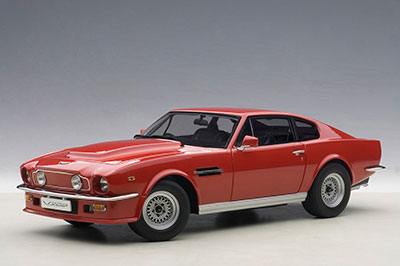 【超ポイントバック祭】 Hobby & [Character AmiAmi Shop] V8 Martin Aston 1/18 | ミニカー