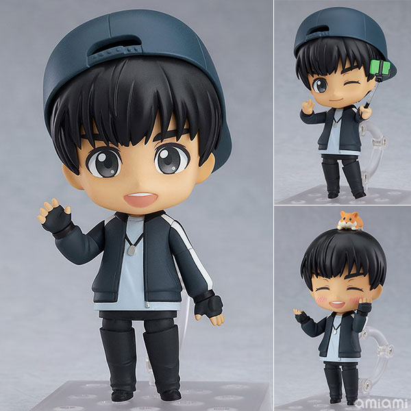 RESERVE LISTING offers Phichit and Yuri P. nendoroid