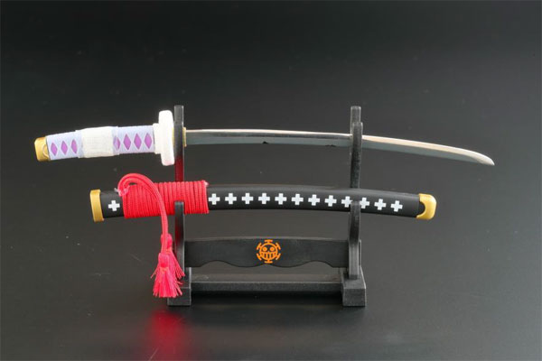 ﾜﾝﾋﾟｰｽﾍﾟｰﾊﾟｰﾅｲﾌ 鬼哭ﾓﾃﾞﾙ(横掛け台付き)