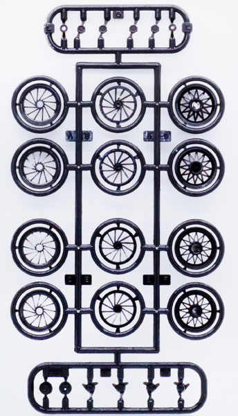 Fujimi Wheel Series No.14 1/24 Normal Wire Silver Type 17 Inch