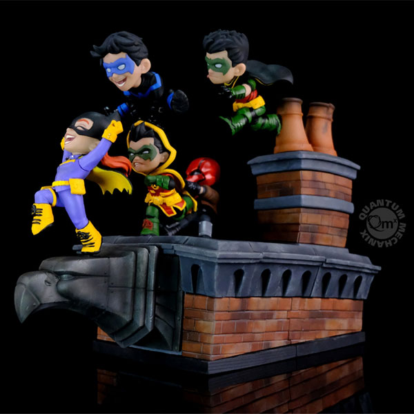 バットマンファミリー 「バットマン」 Qマスター ジオラマスタチュー フィギュア Qマスター/ バットマン ファミリー 15インチ ジオラマスタチュー