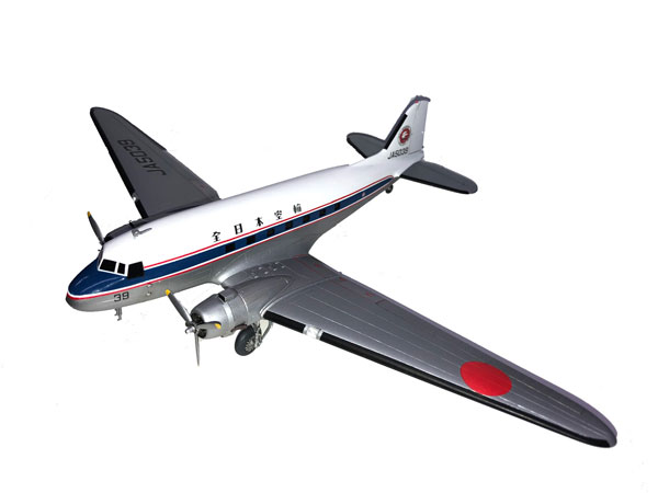 1/100 DC-3 ANA