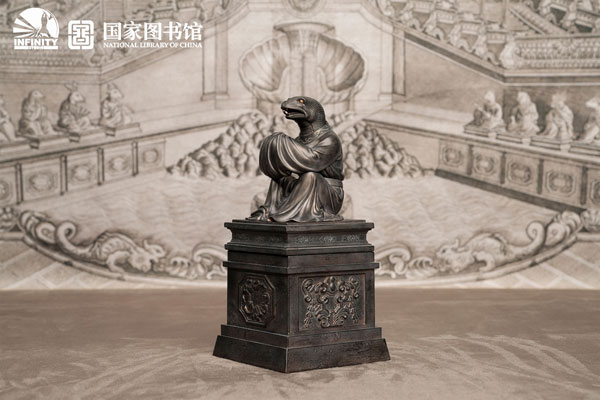 円明園十二生肖獣首銅像【酉（とり)】