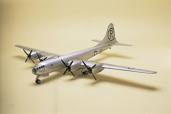 B-29A ｽｰﾊﾟｰﾌｫｰﾄﾚｽ