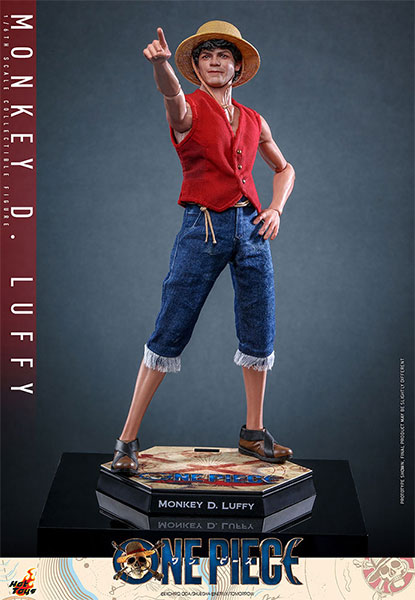 One Piece Red Monkey D Luffy Cosplay Costume Set - Official One Piece Merch  Collection 2023 - One Piece Universe Store