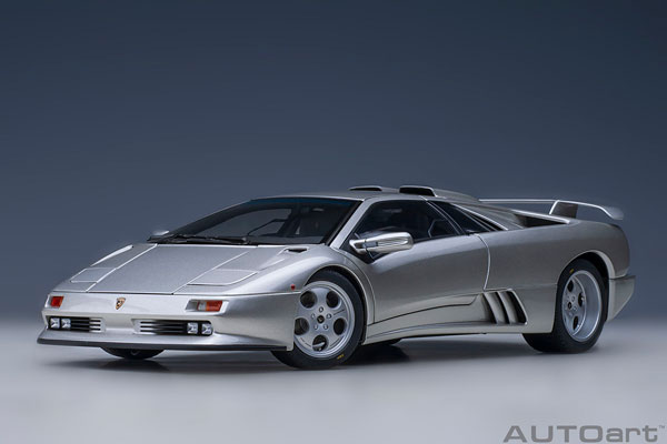 AmiAmi [Character & Hobby Shop] | 1/18 Lamborghini Diablo SE30 Jota  (Metallic Silver)(Pre-order)