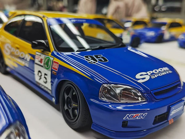 AmiAmi [Character & Hobby Shop] | 1/18 Honda Civic Type R (EK9