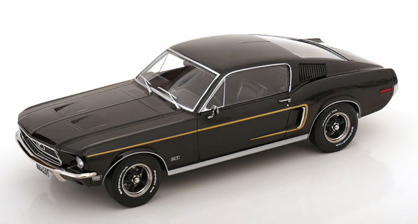 1/18 AUTOart Ford Mustang GT 1968 STEVE McQUEEN Green w/ Box