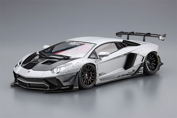Aoshima 1/24 Liberty Walk No.19 LB Works Lamborghini Aventador Limited Edition Ver.1 Plastic Model รูปภาพ 1