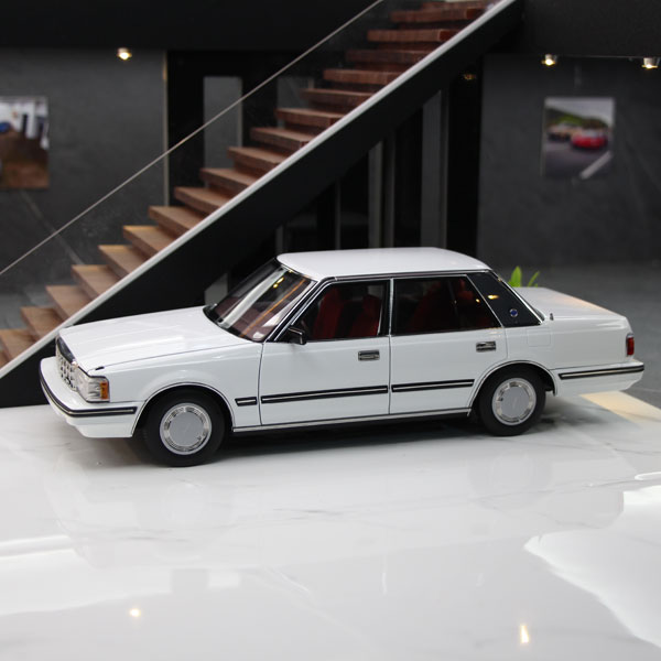 AmiAmi [Character & Hobby Shop] | 1/18 Toyota Crown MS122