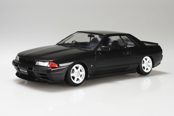 The Tuned Car No.104 1/24 BNR32 Skyline GT-R '89 Air Suspension Custom (Nissan) Plastic Model