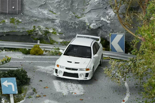 AmiAmi [Character & Hobby Shop] | 1/64 Mitsubishi Lancer EVOLUTION