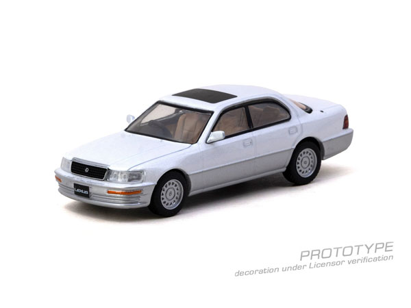 Tarmac Works 1/64 Lexus LS400 (UCF10) Pearl White (Blister Pack)