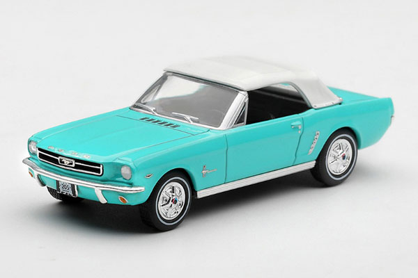 MINI GT 1/64 Ford Mustang Convertible 1965 "Thunderball" English Edition Package 画像 1