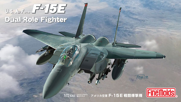 1/72 US Air Force F-15E Fighter Bomber Plastic Model