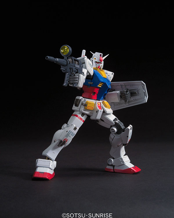 SUPER HCM Pro 1/144 RX-78-2ガンダム（リアルタイプカラー） バンダイ SHCM 完成品フィギュア｜ガンダム