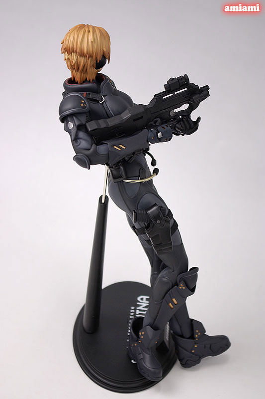 Man Cave Update - Hot Toys Deunan Knute from Appleseed - YouTube