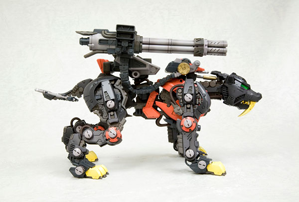 Amazon.co.jp: コトブキヤ HMMゾイド EZ-016 セイバータイガー