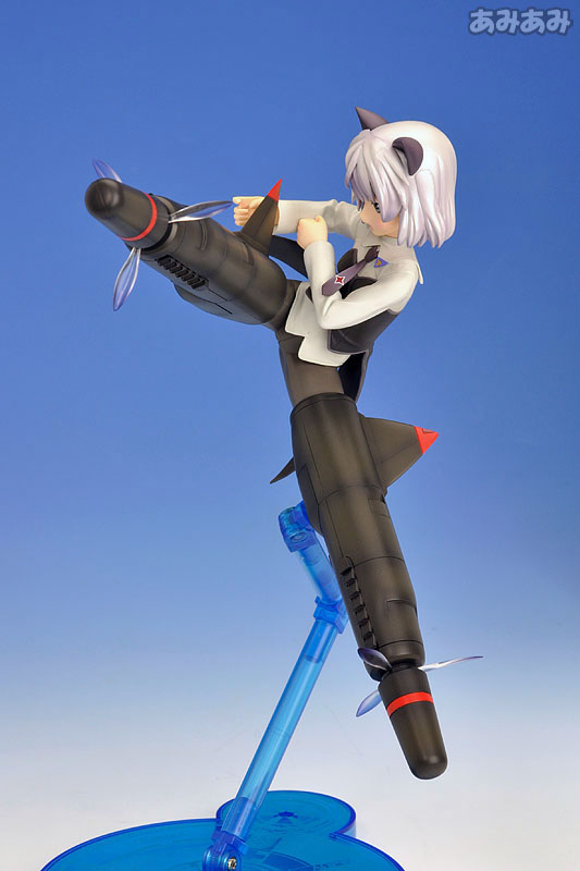 Strike Witches 2 - Sanya V.Litvyak Rocket Booster Version - Figura PVC 23 Cm
