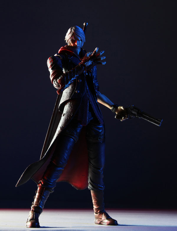 Devil May Cry 4 デビルメイクライ ネロ フィギュア AmiAmi [Character & Hobby Shop] | Devil May Cry 4 - Play Arts Kai