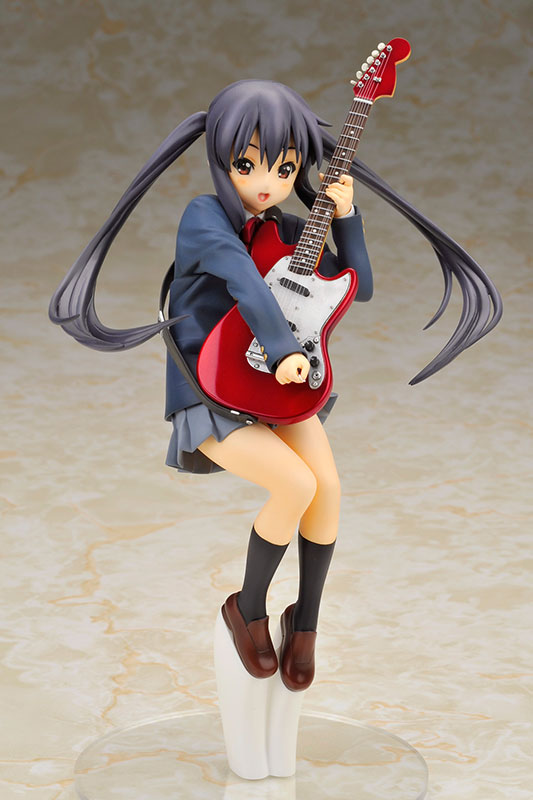 AmiAmi [Character & Hobby Shop] | K-On! - Azusa Nakano 1/8