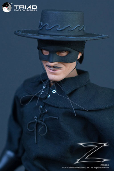 toyhaven: Triad Toys 1/6 Scale Zorro Collectible Figure Preview