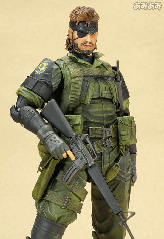 L GEAR SOLID ピースウォーカー　フィギュア Amazon.co.jp: METAL GEAR SOLID PEACE WALKER PLAY ARTS改