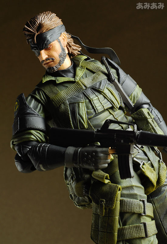 L GEAR SOLID ピースウォーカー　フィギュア Amazon.co.jp: METAL GEAR SOLID PEACE WALKER PLAY ARTS改 Vol