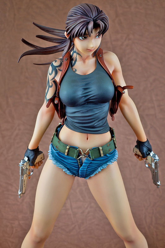 AmiAmi [Character & Hobby Shop] | Black Lagoon - Revy -Double Gun ver.- 1/ 5.5 Complete Figure (Released)