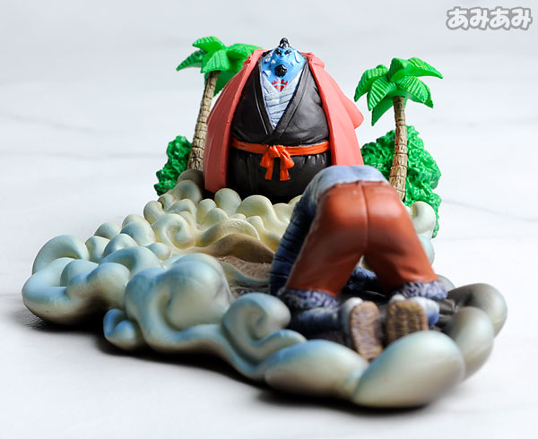 ONE PIECE LOG BOX 6体入り Amazon.com: One Piece Log Box Marineford (6 Figures) by