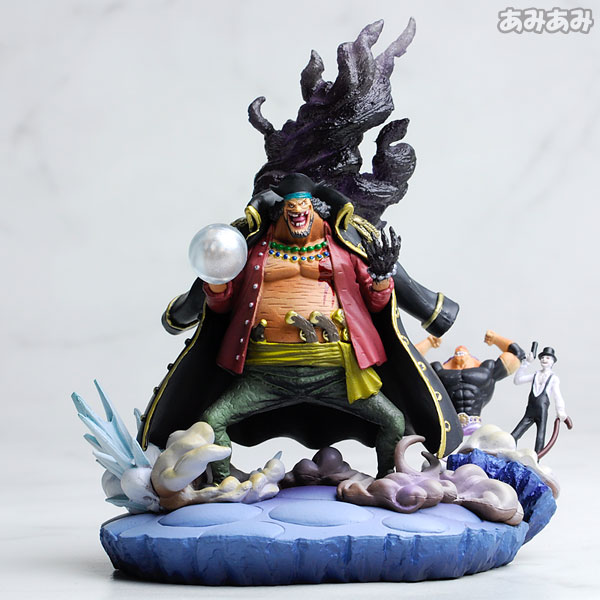 アニメ ONE PIECE Log Collection MARINEFORD s-l400.jpg