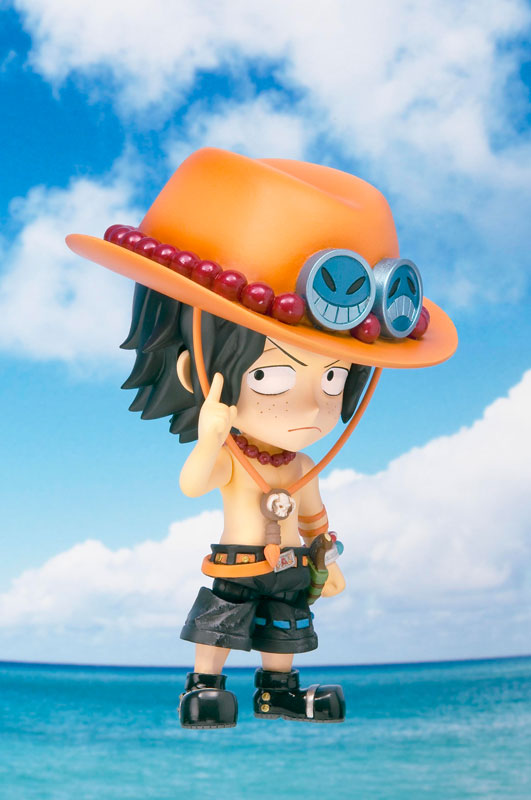 Combo: Estátua Monkey D. Luffy + Portgas D. Ace One Piece