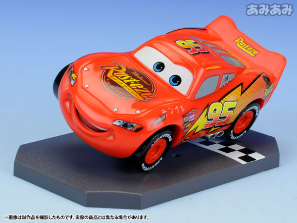 Revoltech lightning discount mcqueen