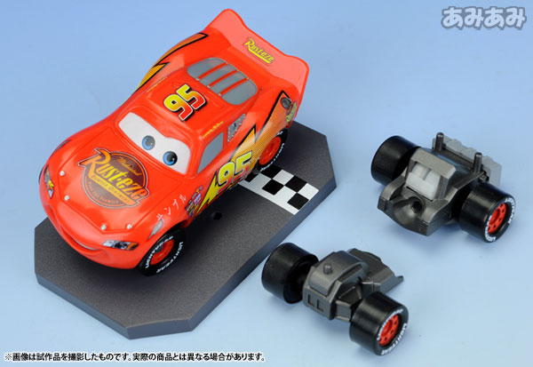 Revoltech Pixar Figure Collection No.003 Lightning McQueen [JAPAN
