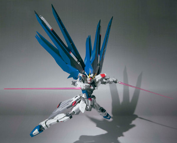 AmiAmi [Character & Hobby Shop] | METAL BUILD - Freedom Gundam