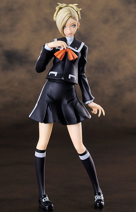 Lisa Silverman Persona retailer 2 Figure