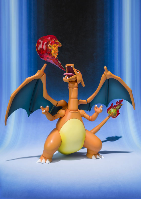 FIGURINE POKEMON DRACAUFEU Charizard Thinkchip Interactive Bandai