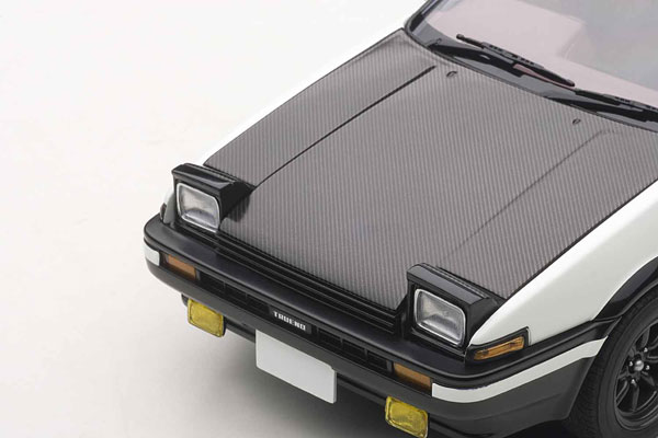 AUTOart イニシャルD AE86 PROJECT Dバージョン 1:18 - ミニカー