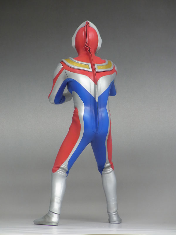 大怪獣シリーズ ULTRA NEW GENERATION ウルトラマンダイナ