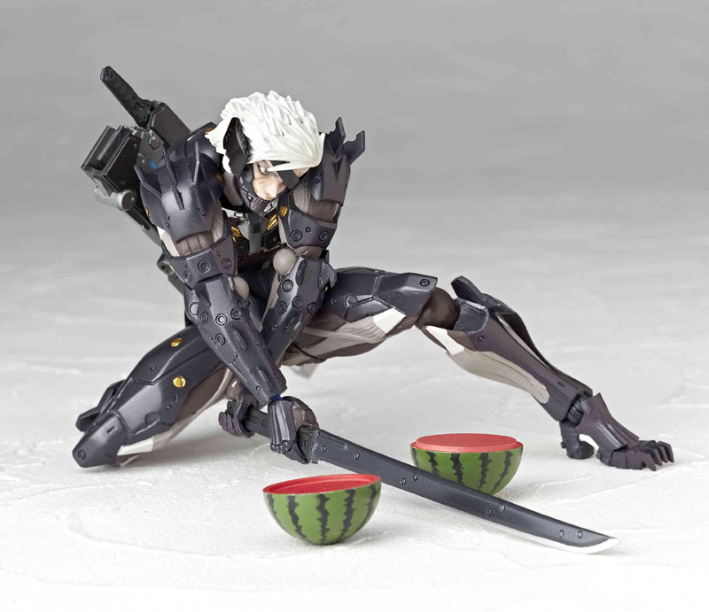 Amazon.com: Kaiyodo Revoltech Yamaguchi #140: Metal Gear