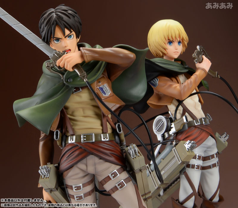 Attack Titan Colossal Figure  Attack Titans Figurines Armin