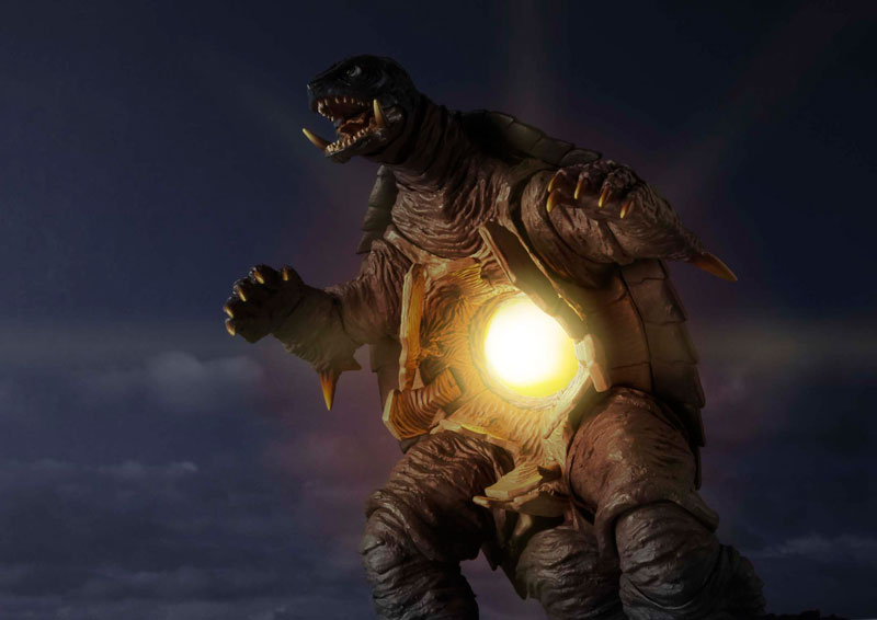 AmiAmi [Character & Hobby Shop] | S.H.MonsterArts - Gamera (1996 