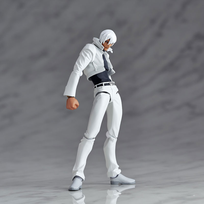 Blood blockade battlefront store figure