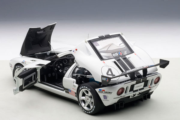 ミニカー Ford GT LM Race Car Spec II 1:18 FORD GT LM SPEC II RACE CAR 1/18 Autoart review - 4K high