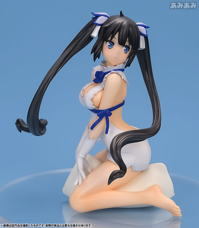 AmiAmi [Character & Hobby Shop] | Is It Wrong to Try to Pick Up